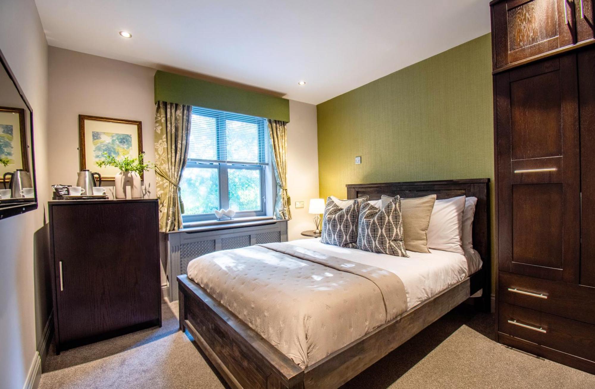 Eton House - Self Check-in, Ensuite & Self-catering Apartamento *